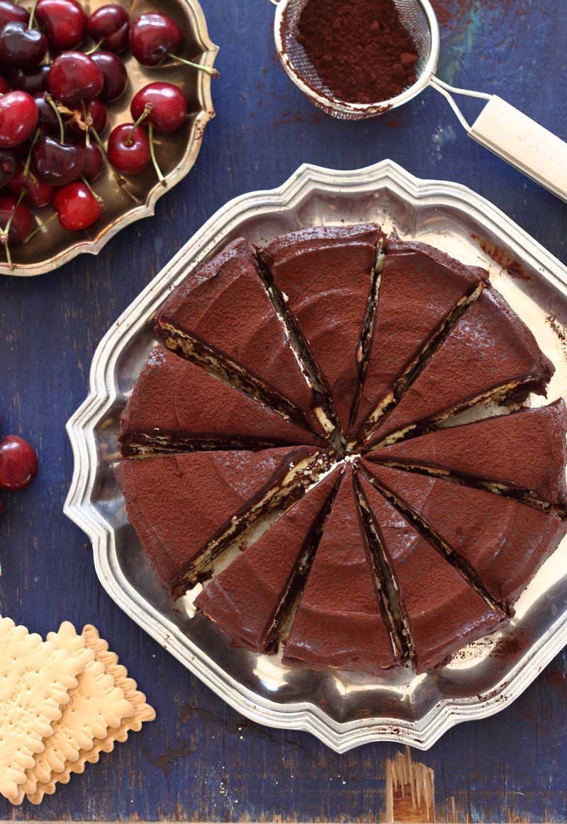 עוגת ביסקוויטים שוקולד