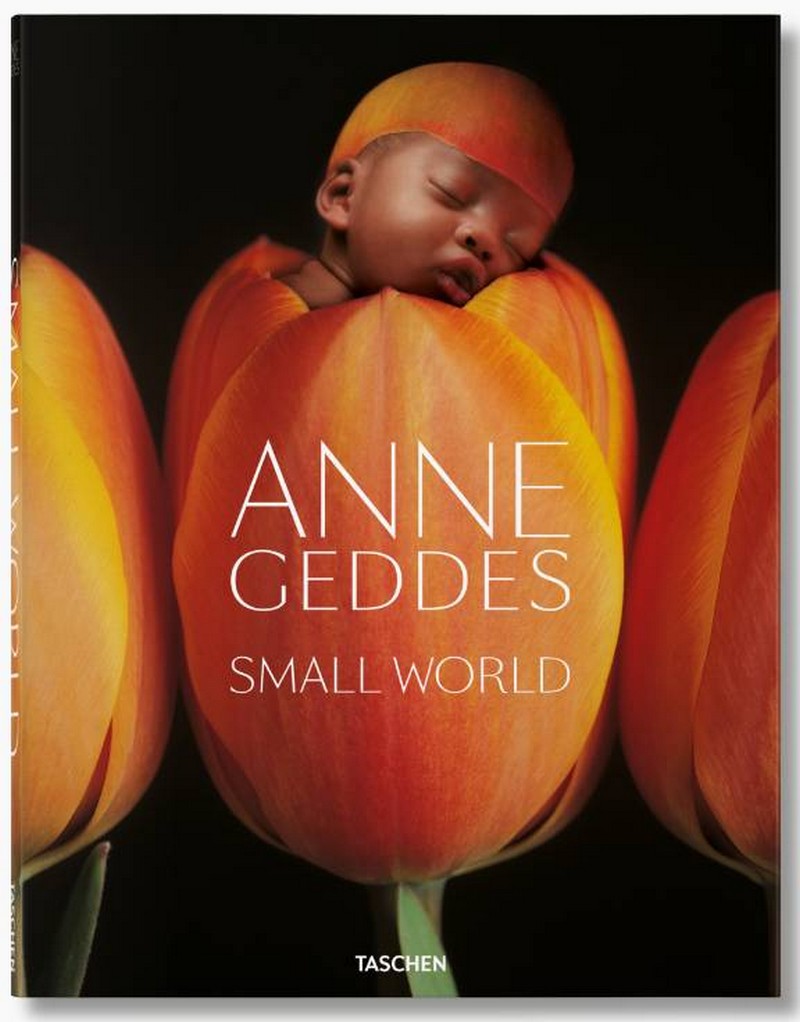 ANNE GEDDES – SMALL WORLD