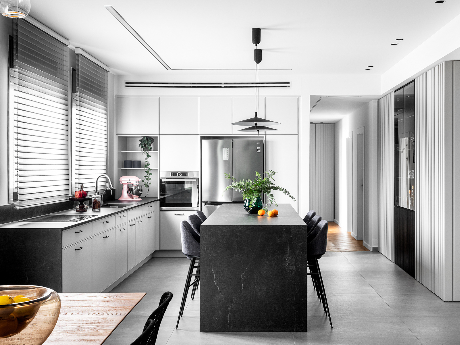 פרטים דקורטיביים על האי להשלמת המראה