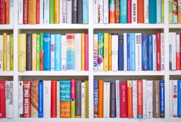 ספריות מעוצבות:  טיפים להצגת הספרים אצלכם בבית