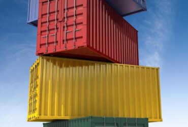 טרנד עולמי: מכולות משא מוסבות לבתים צימודי קרקע