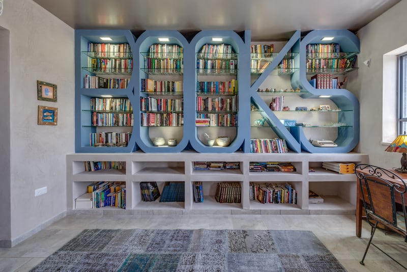 ספריות רבותיי ספריות: הפריט שהפך לאלמנט מפתח בעיצוב הבית ספרייה מעוצבת