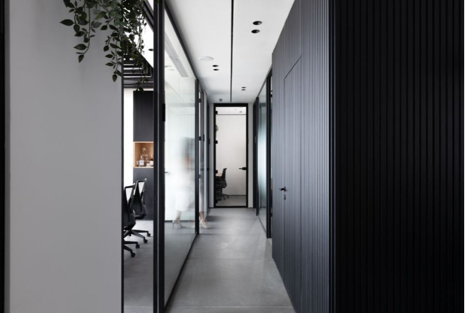 מסדרון במשרד