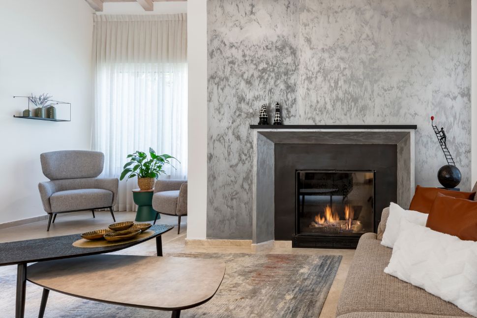 מסגרת שיש לקמין