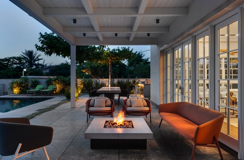 מרפסת בעיצוב כפרי