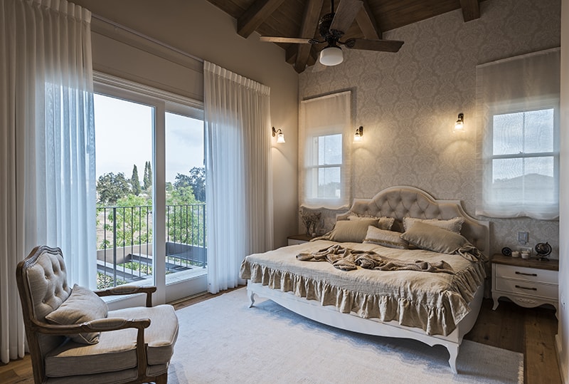 חדר שינה בעיצוב קלאסי