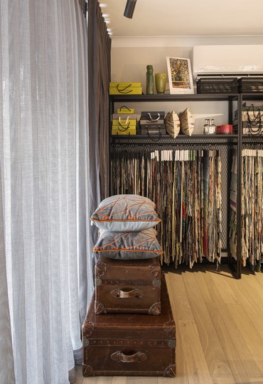 מהווילונות לכריות: אולם התצוגה החדש של סטודיו EDIT