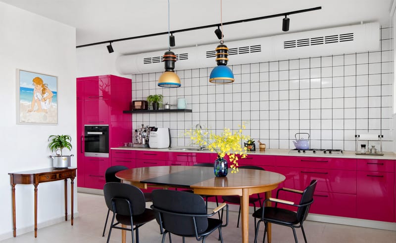 מטבח בצבע פוקסיה