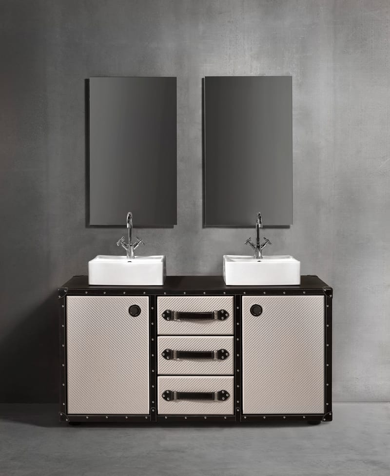 ארון רחצה מעור