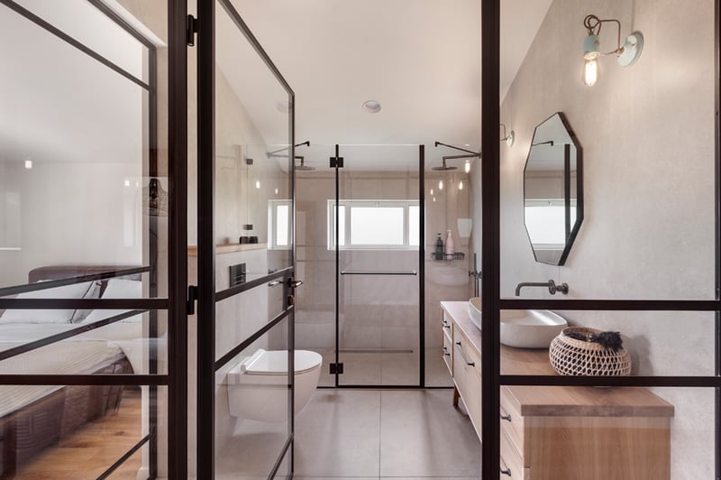 מחיצות בלגיות שקופות