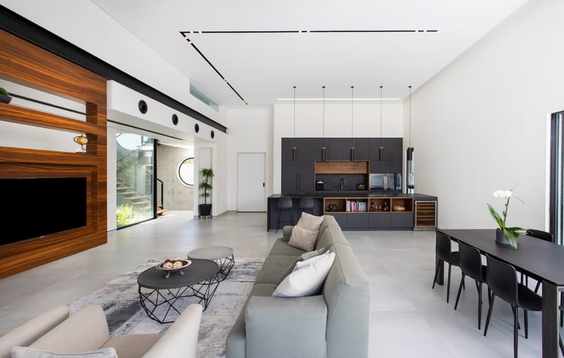 קיר טלויזיה יחודי