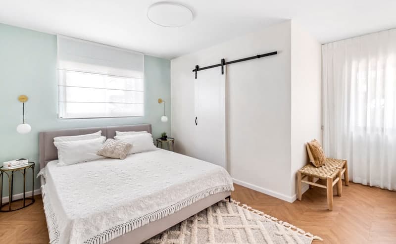 חדר שינה מואר