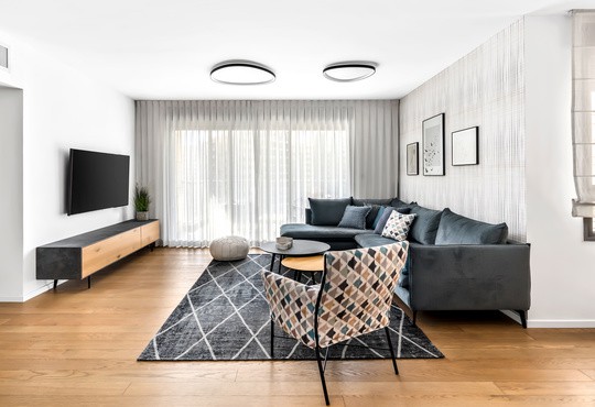 המהפך – מדירת קבלן סטנדרטית ומשמימה לדירת חלומות חמימה ויפיפייה