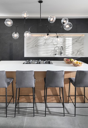 בינגו בלב השכונה: חוויית מגורים רב מפלסית בהרצליה