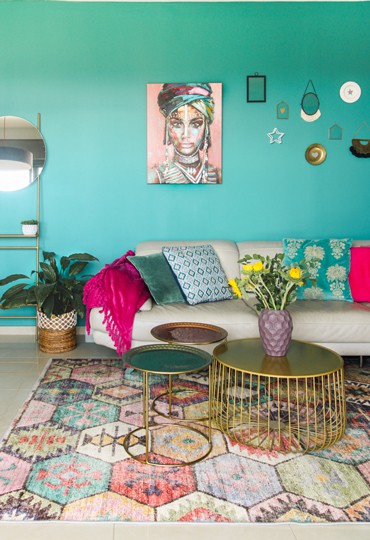 משנכנס צבע, מרבים בשמחה: חללים רוויי צבע ועוצמה