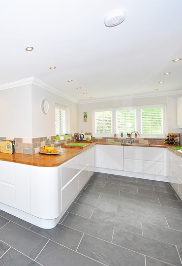 חסר לכם משטח עבודה במטבח? קבלו את כל הפתרונות