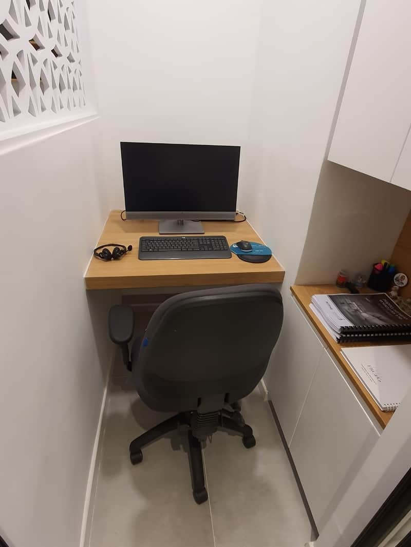 פינת עבודה קטנה