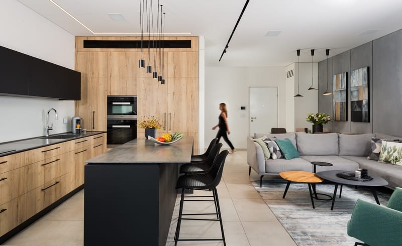 אי שחור במטבח