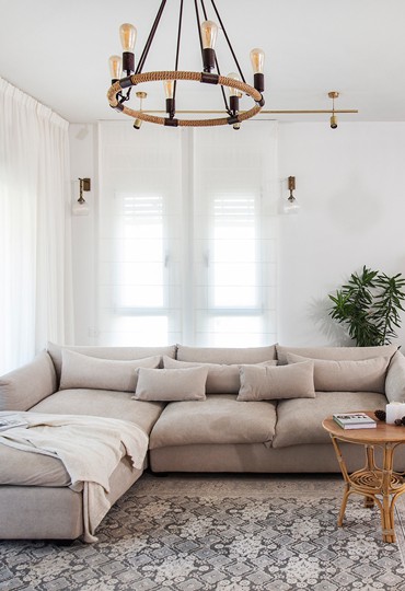 מרגש בפסטל: בית בקיבוץ עוצב בכפריות עדינה