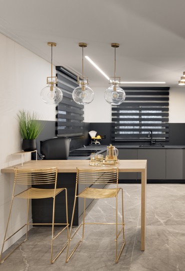 בית מודרני ויוקרתי אשר התפנק במיטב רהיטי קיבוץ השלושה