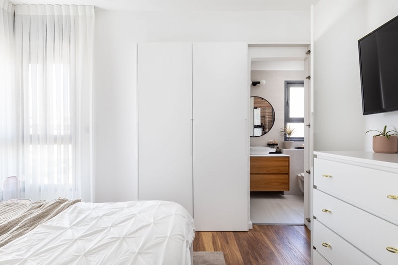 קרי ארונות בחדר שינה