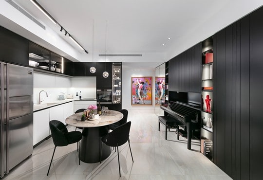 בית הגלריה: הדירה שהפכה ליצירת אמנות מטריפה