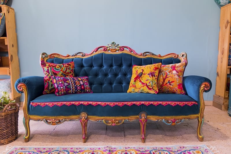 כריות צבעוניות