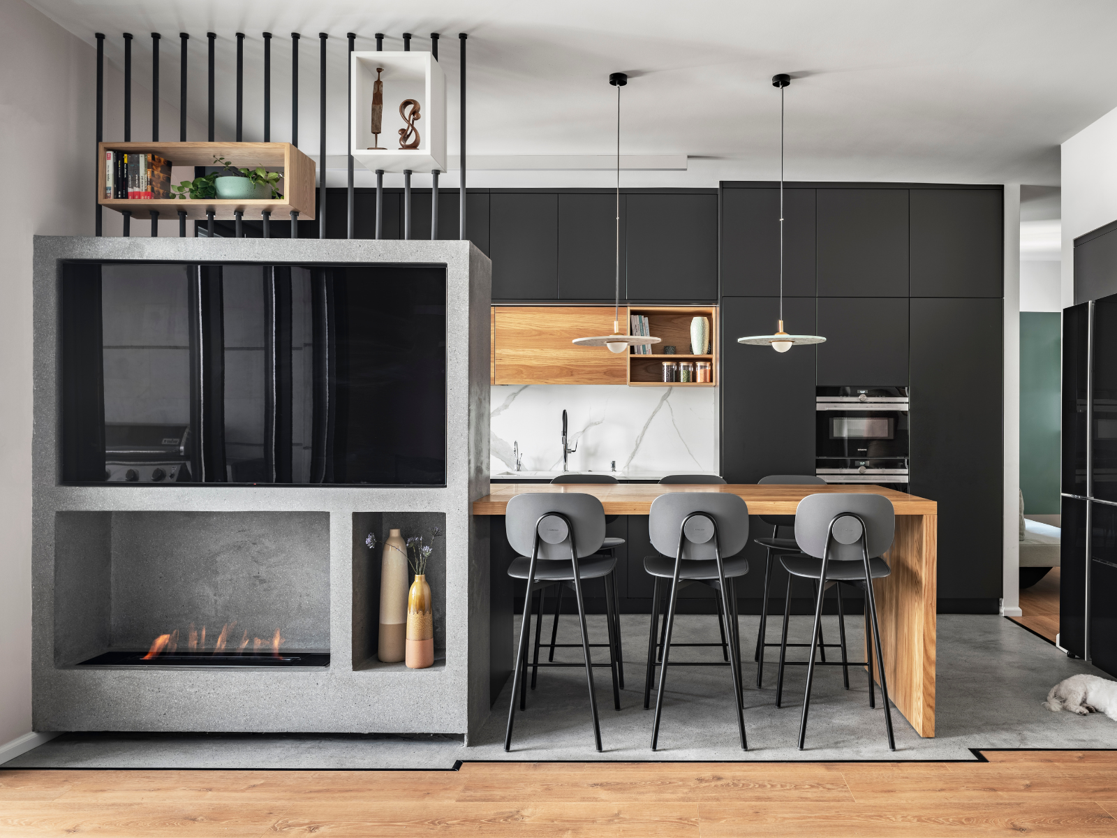 טלוויזיה בתוך האי, להפרדת הסלון מהמטבח