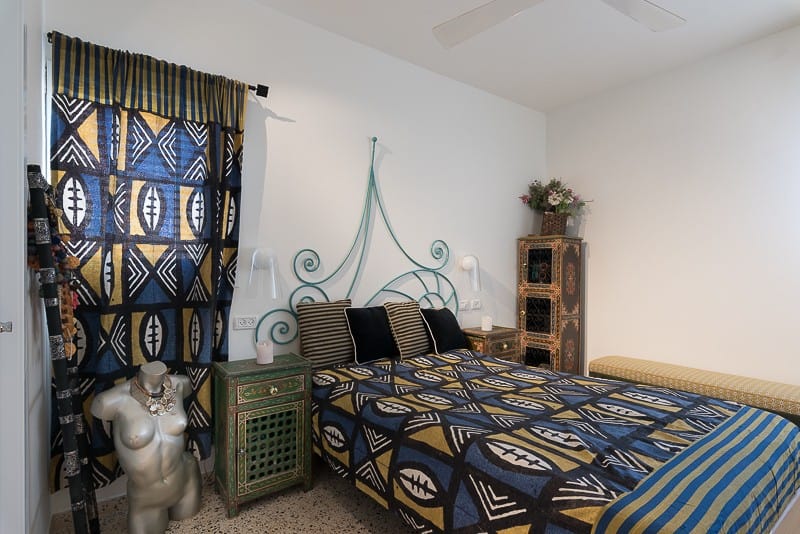 חדר השינה בדירה שעיצבה אסתי דינור