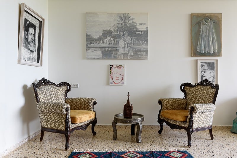 פינת ישיבה אינטימית בדירה שתכננה אסתי דינור