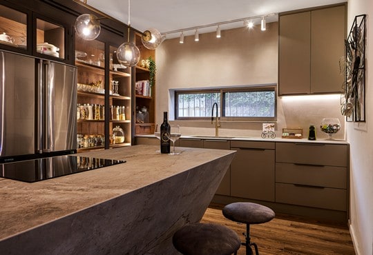 לאכול עם העיניים: הצצה לאחד המטבחים היפים והמסקרנים שראינו השנה