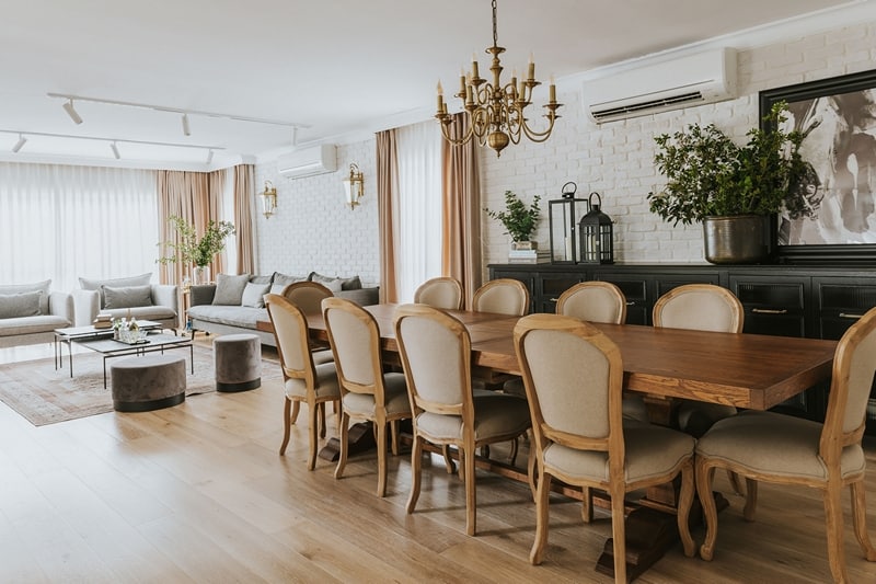 פינת אוכל קלאסית