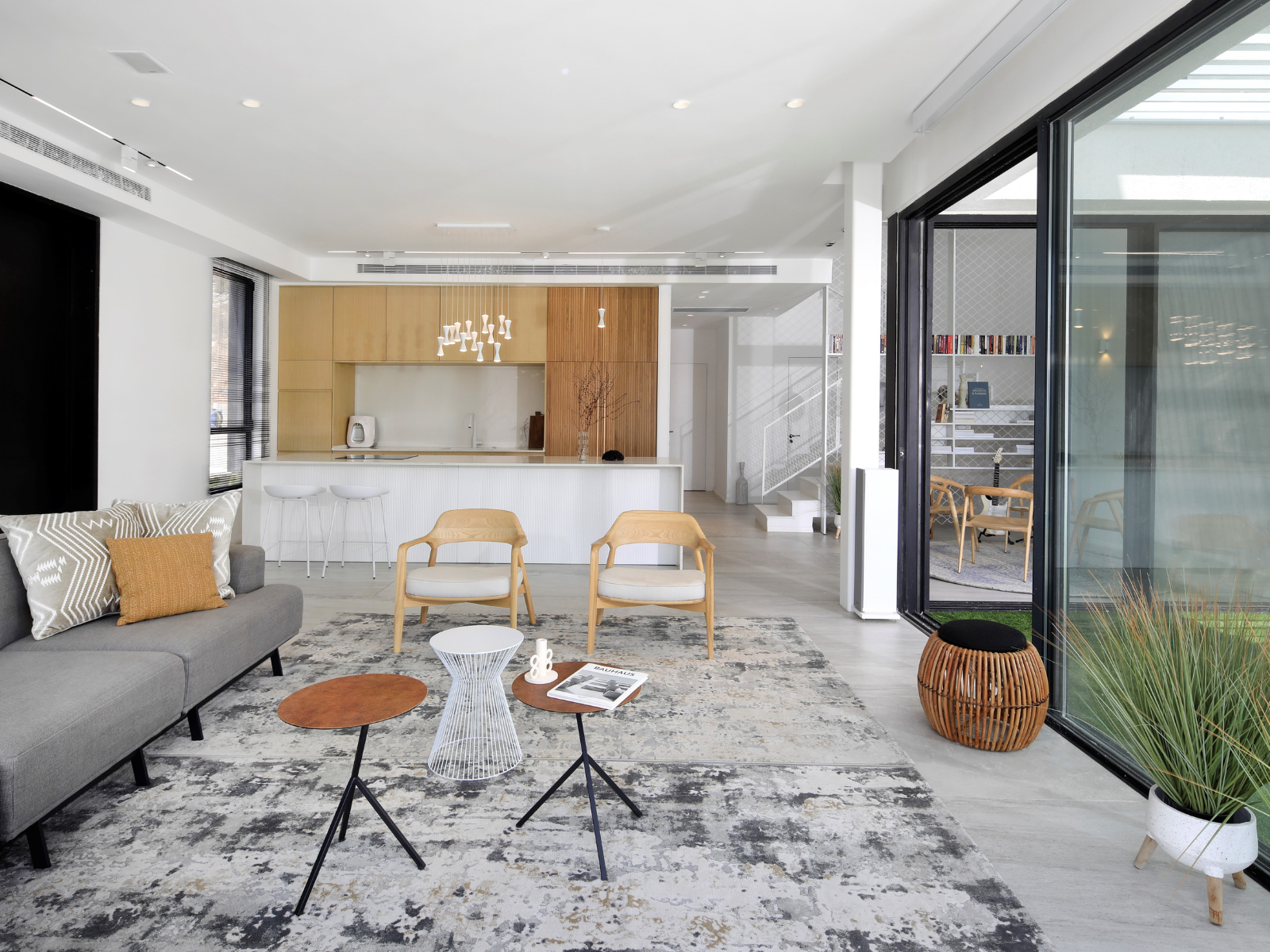 המרחב הציבורי כולל את גם את המטבח