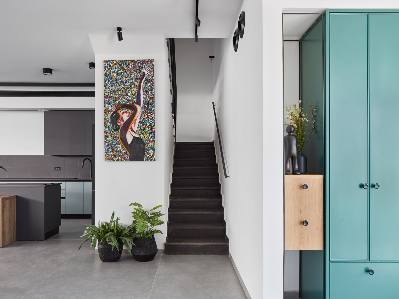 אחסון, מודרניות ואומנות בתמונה אחת