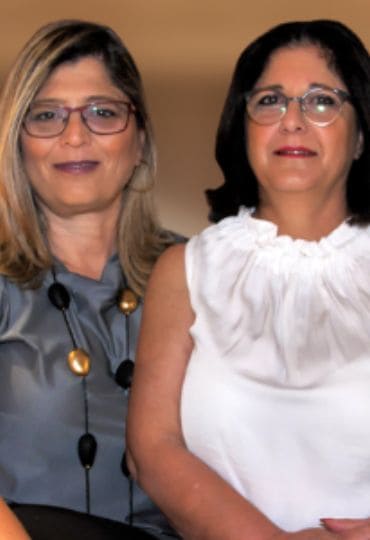 איך באמצעות חומרים אפשר לגבש סגנון עיצוב? שיחה עם המעצבות גלית ודרורית באולם הקונספט של נגב