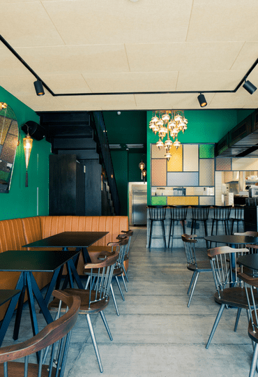 הכירו את המבורגר בר HBB: טעימה משני סגנונות עיצוב