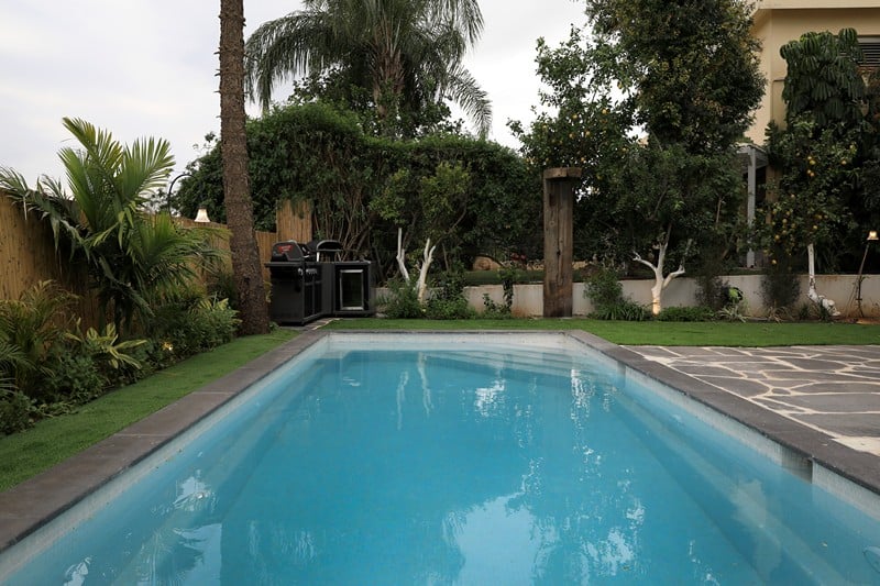 בריכת שחיה בבית פרטי