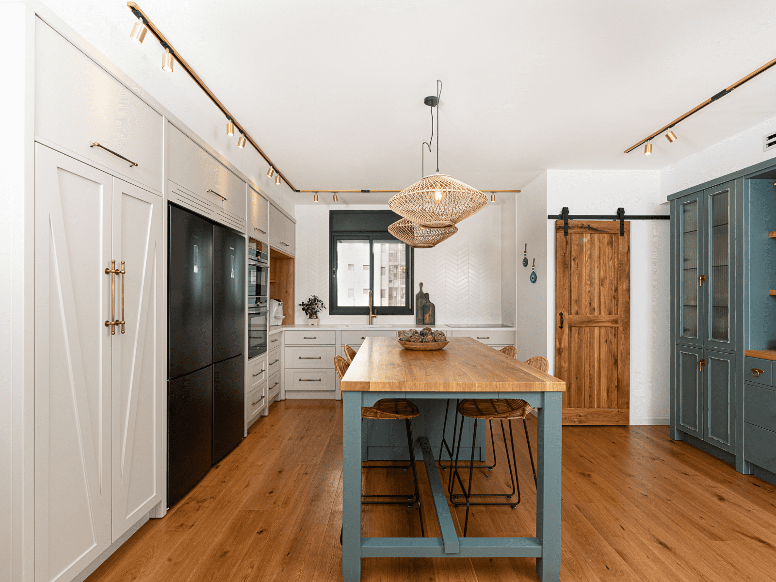 מטבח כפרי מבית תכלת מטבחים