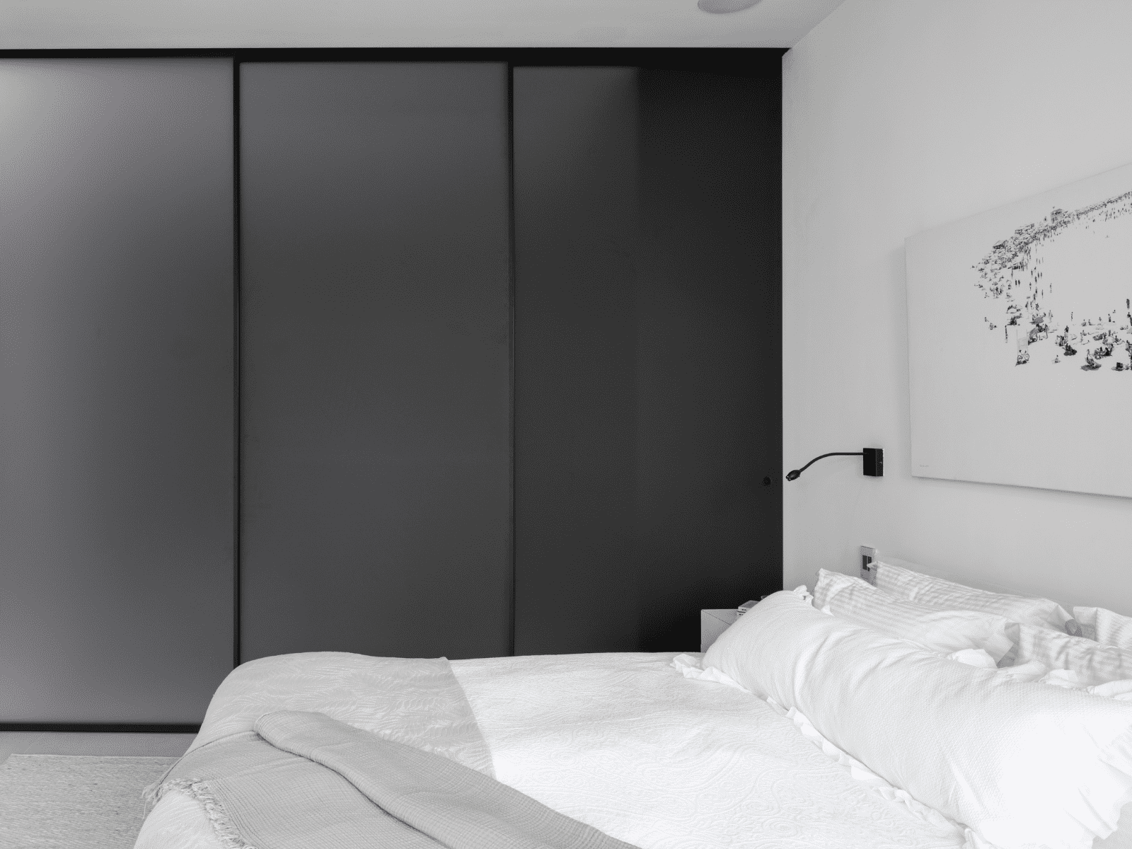 מחיצה בסוויטת הורים