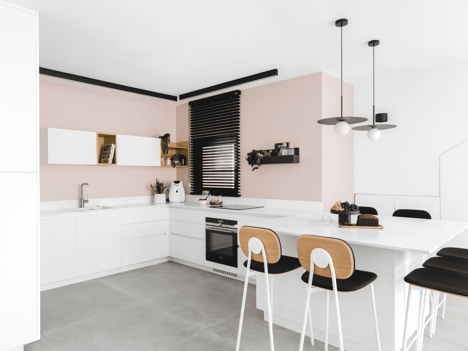 מטבח ופינת אוכל