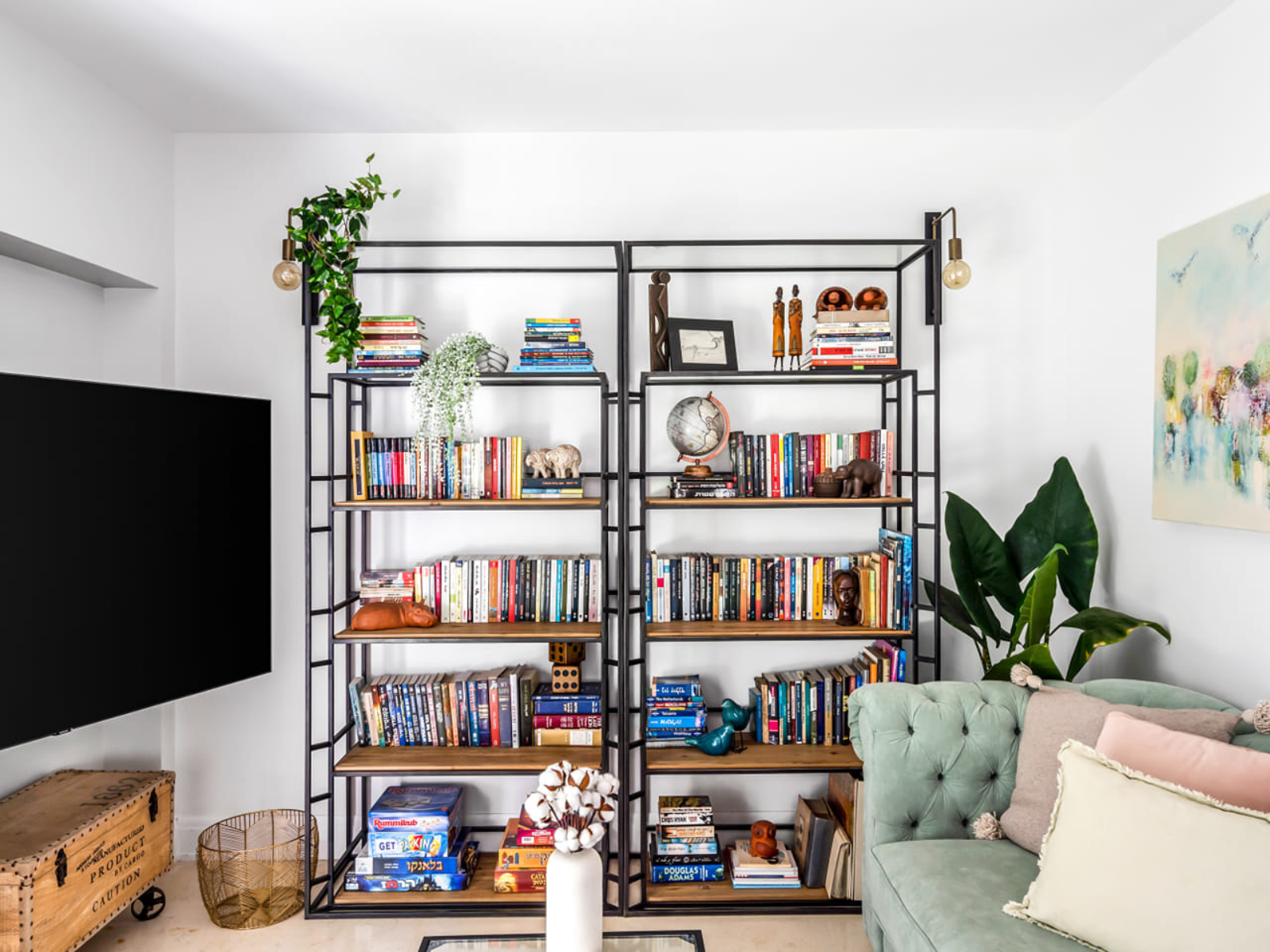 ספריה לארגון הסלון