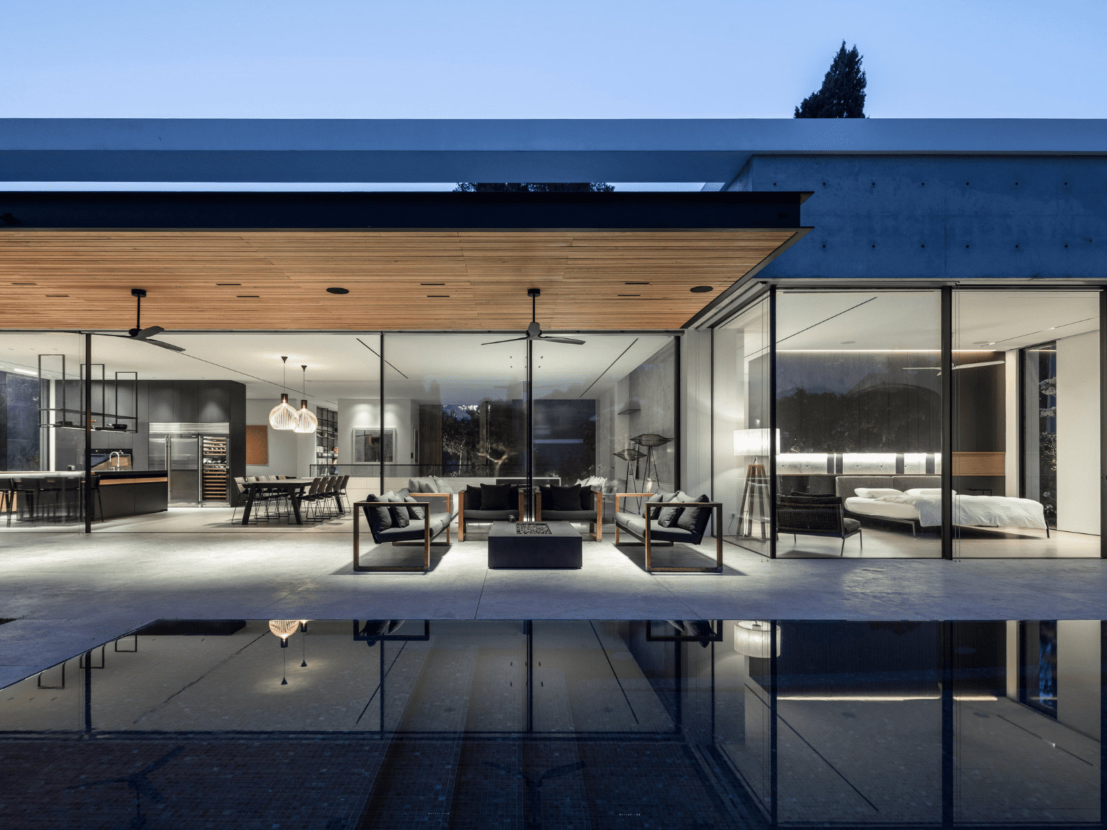 מראה חזית אחורית