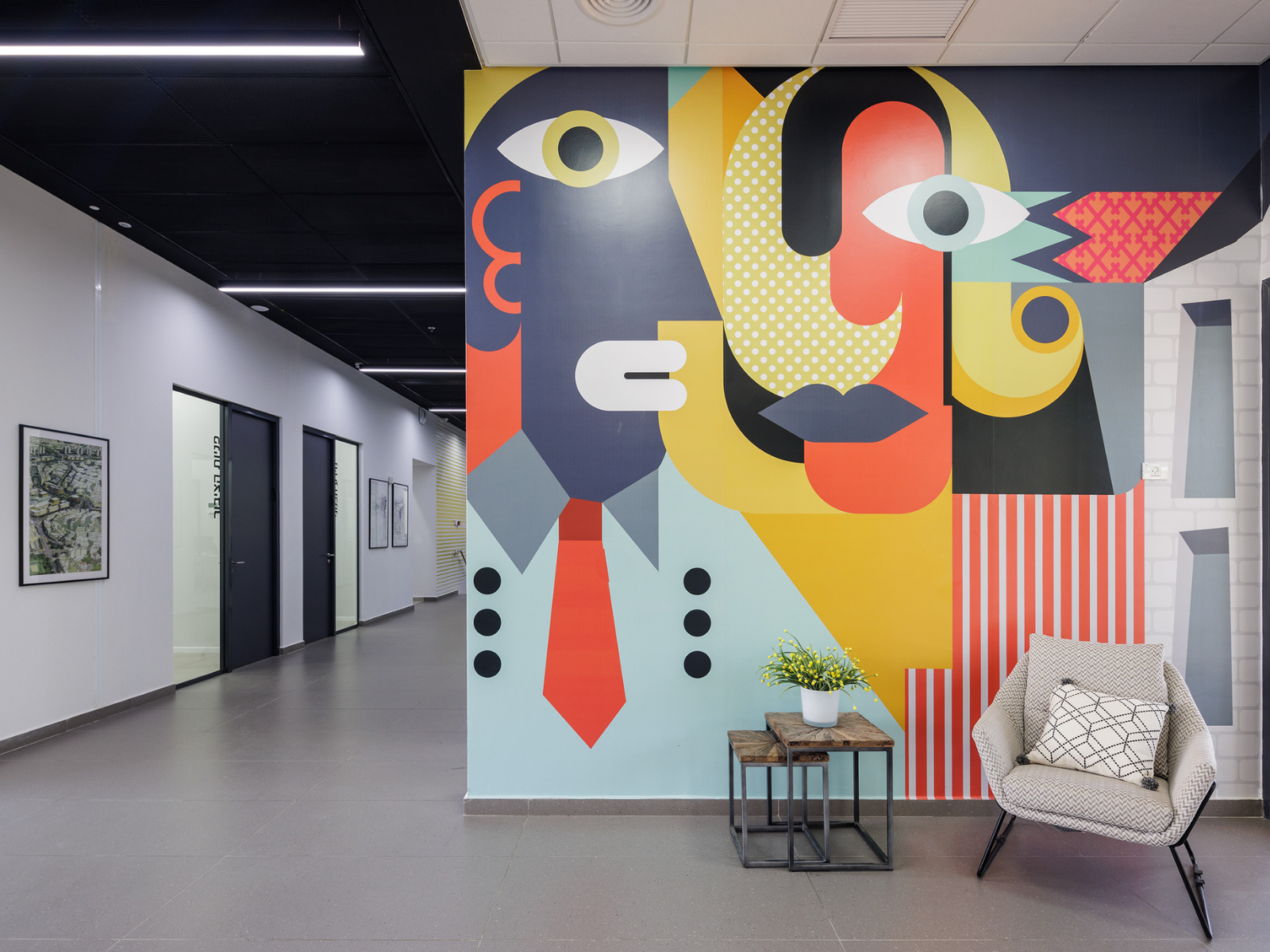 מבנה בעיצוב מודרני וחדשני