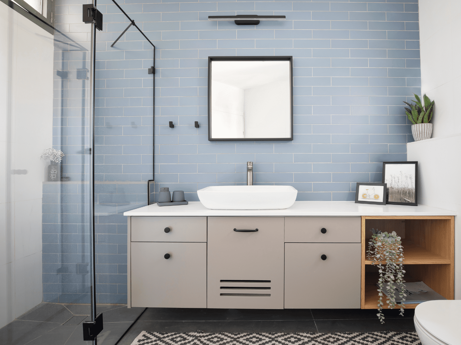 חדר רחצה ילדים -הבית הישן