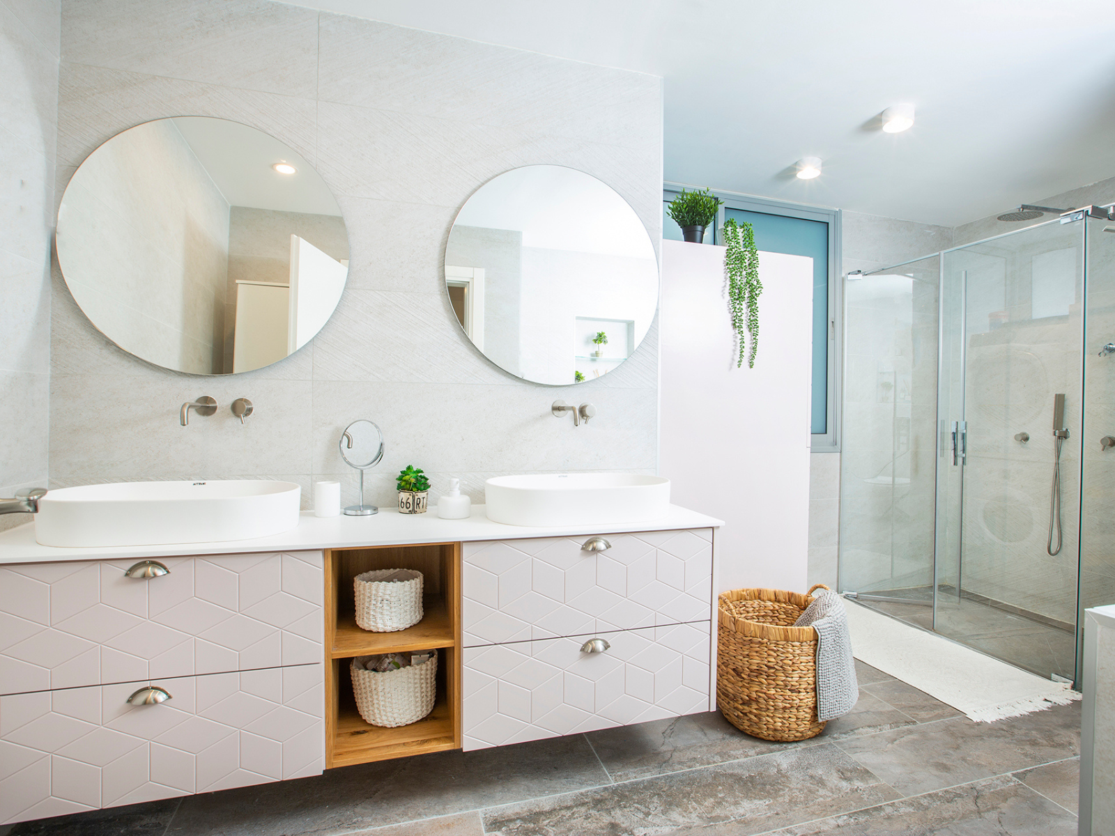 חדר רחצה שתכננה ענבר לוריא