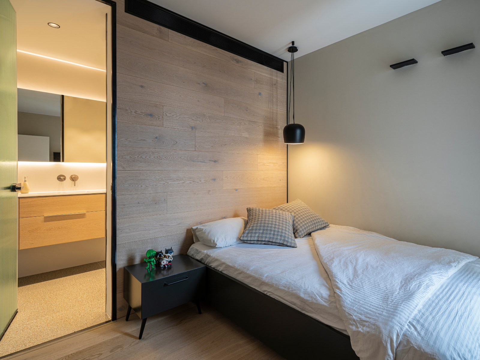 חדר לאירוח ומקלחת צמודה חדר אירוח