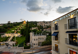 מלון בוטניקה: אירופה למרגלות הגנים הבהאיים