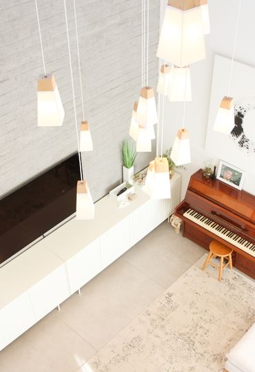 אוסטק שמיר בונה בית עם אופי אקלקטי המשקף את אופייה של המשפחה