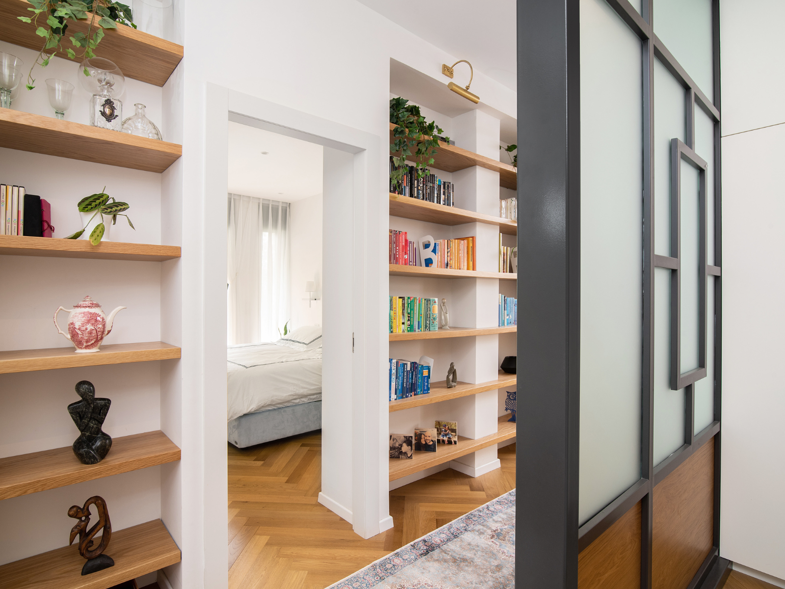 מבואת כניסה שהיא בפרייה