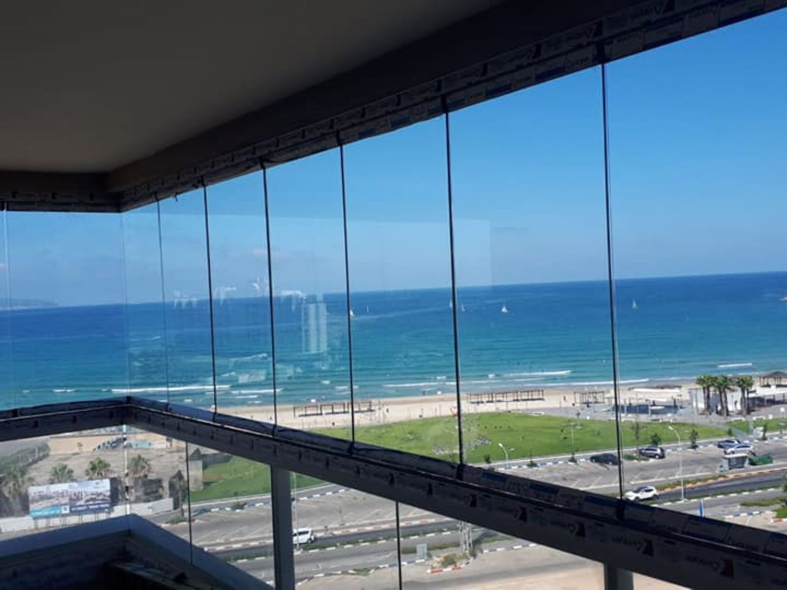 מרפסת סגורה